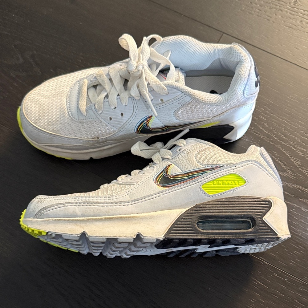 Kids Nike AirMax Sneakers